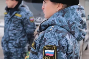 Стук в дверь от ФССП